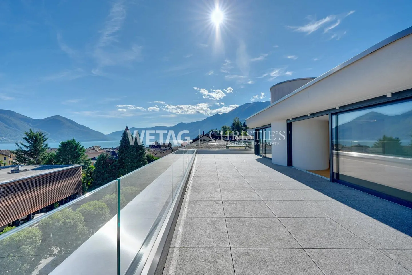 Luxury 5.5-Room Duplex Penthouse Apartment with Lake Maggiore View - Photo 1 of 13