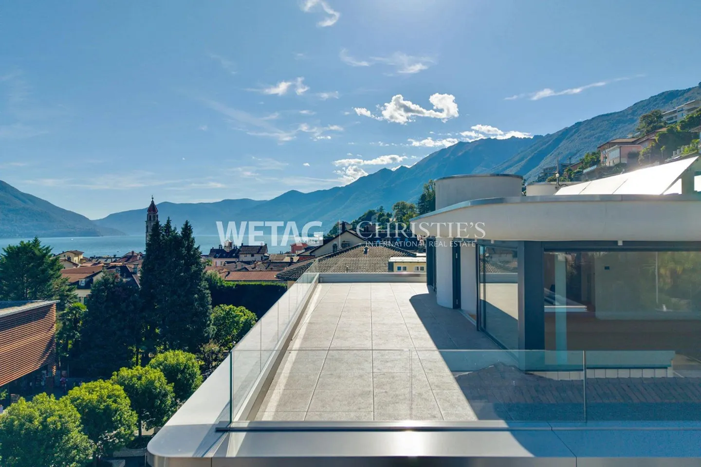 Luxury 5.5-Room Duplex Penthouse Apartment with Lake Maggiore View - Photo 13 of 13