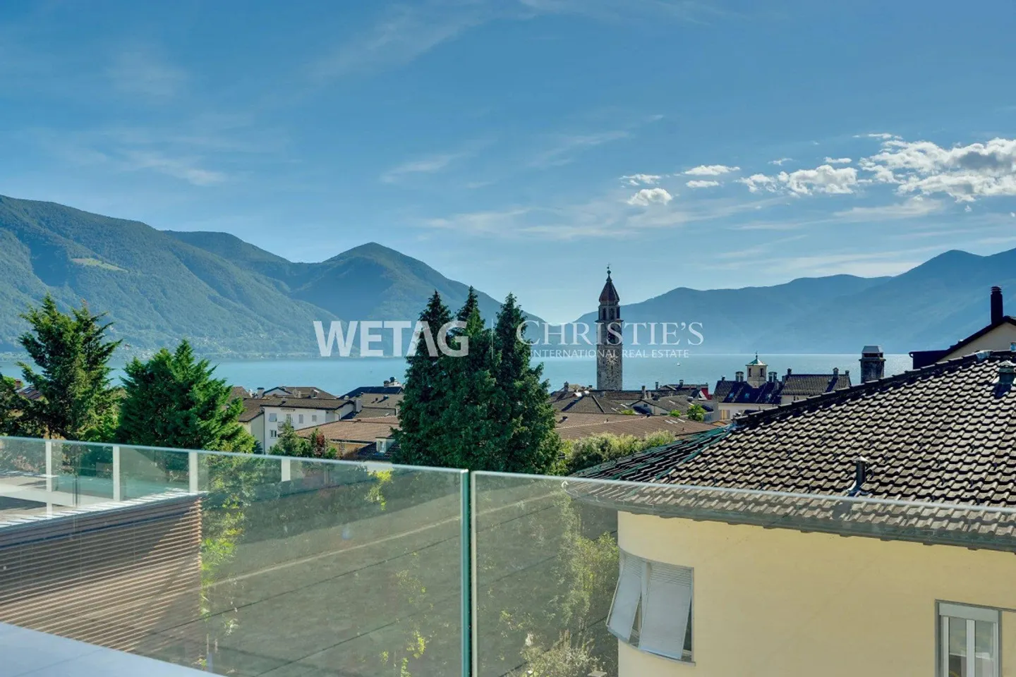Luxury 5.5-Room Duplex Penthouse Apartment with Lake Maggiore View - Photo 2 of 13