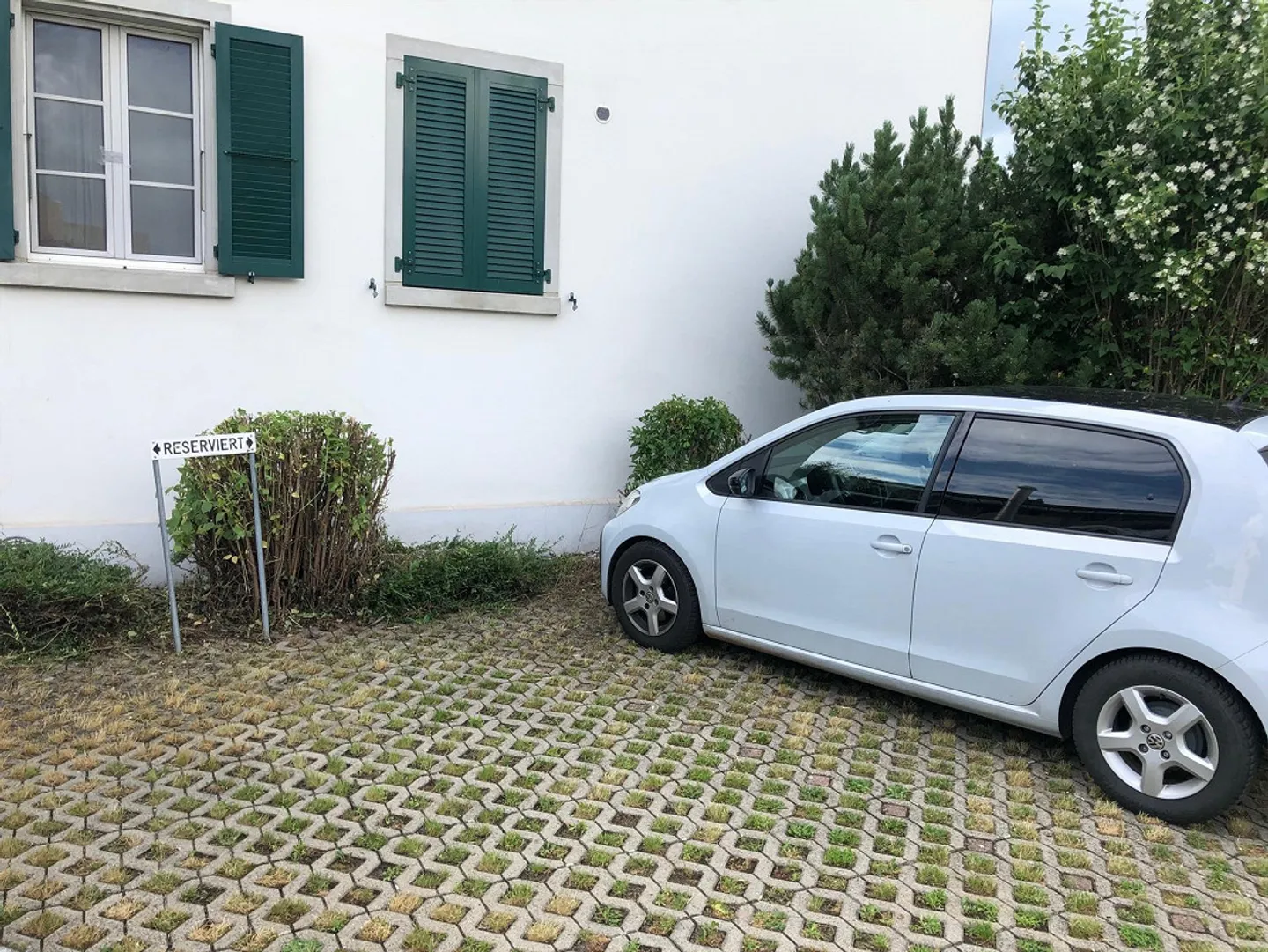 Bella moderna appartamento di 3,5 stanze con grande balcone - Foto 13 di 13