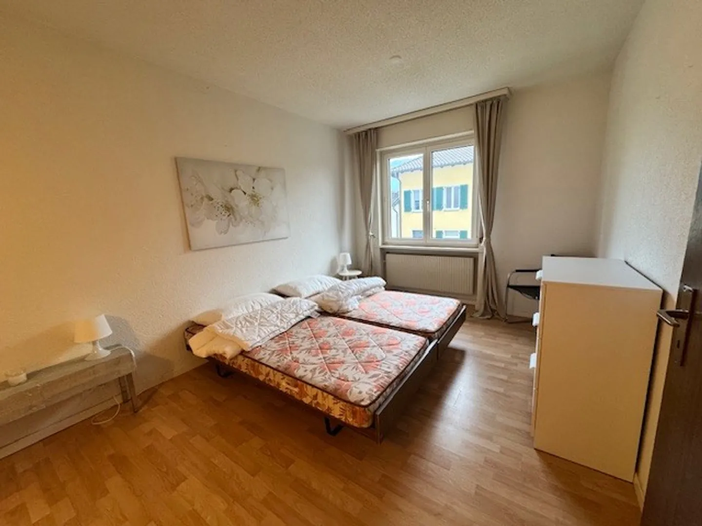 Ampio appartamento 2.5 locali - Foto 3 di 11