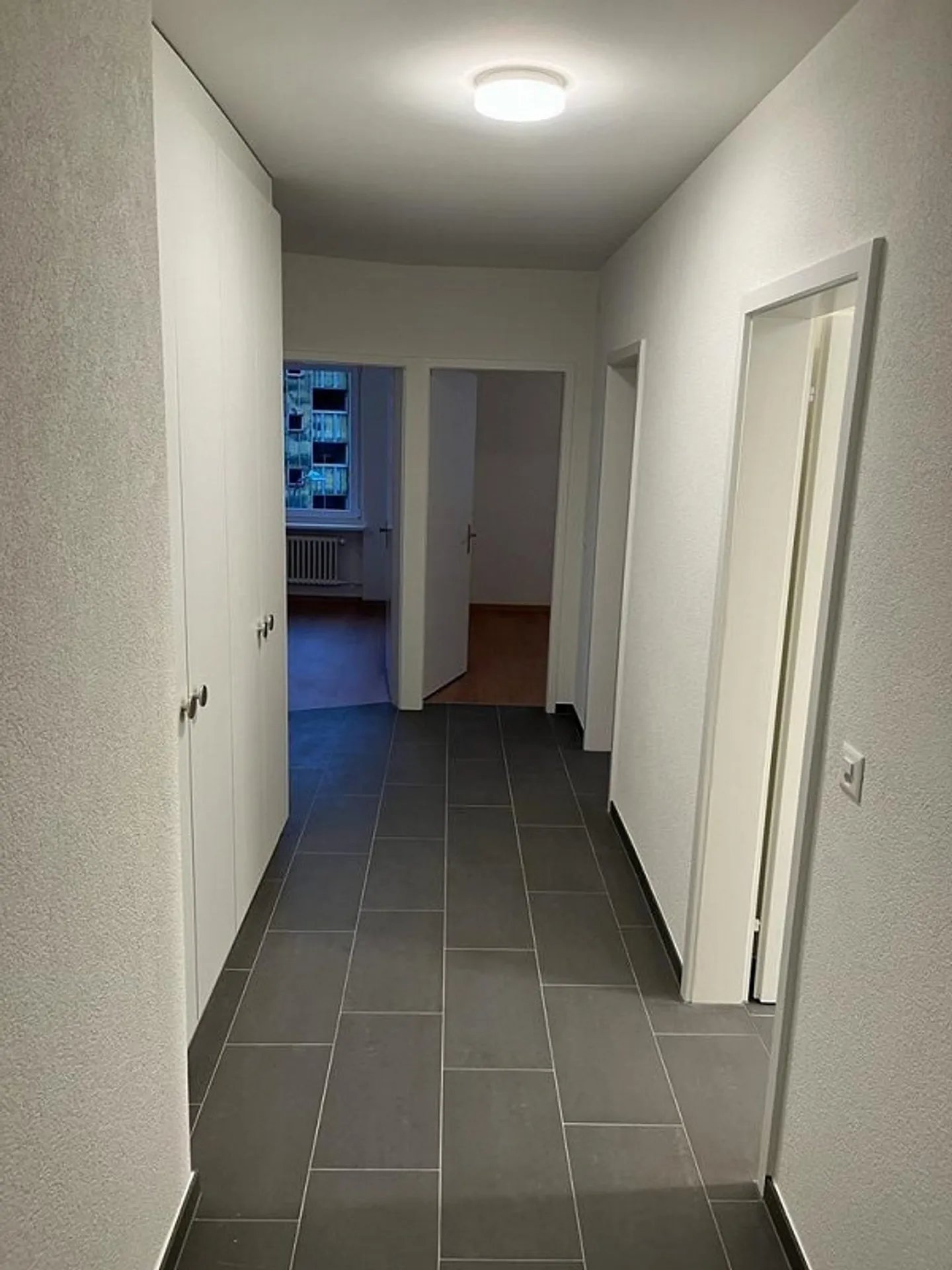 Your new apartment next to the school and the sports field - Photo 5 of 10