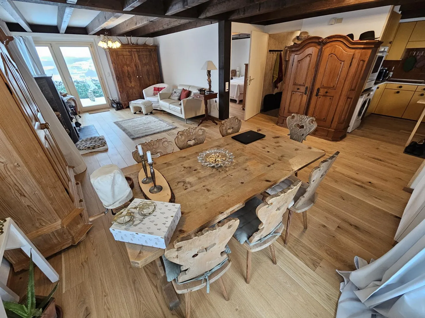 2.5 Zimmer, 60 m², Erdgeschoss mit Weitblick - Foto 2 von 8