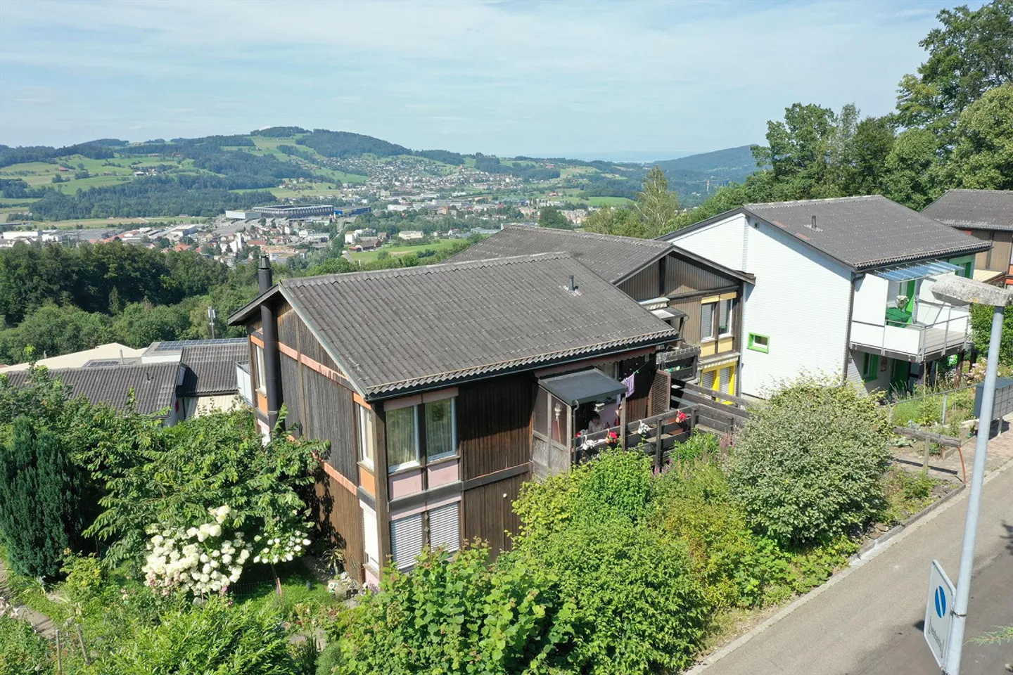 2.5 Zimmer, 60 m², Erdgeschoss mit Weitblick - Foto 6 von 8