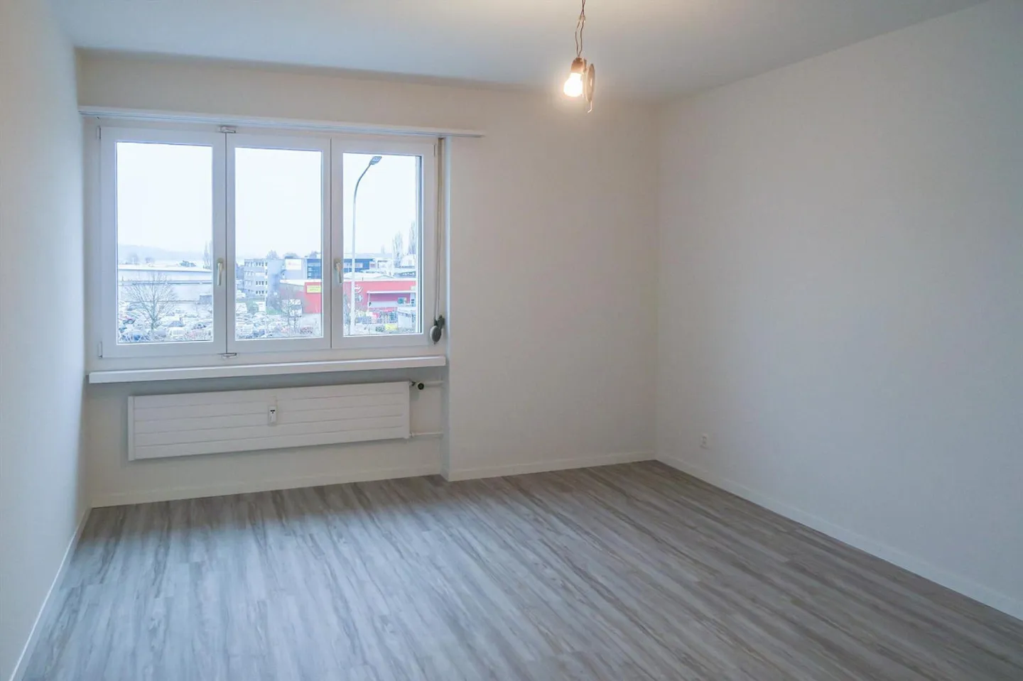 Cozy Living in Kreuzlingen - Photo 4 of 7