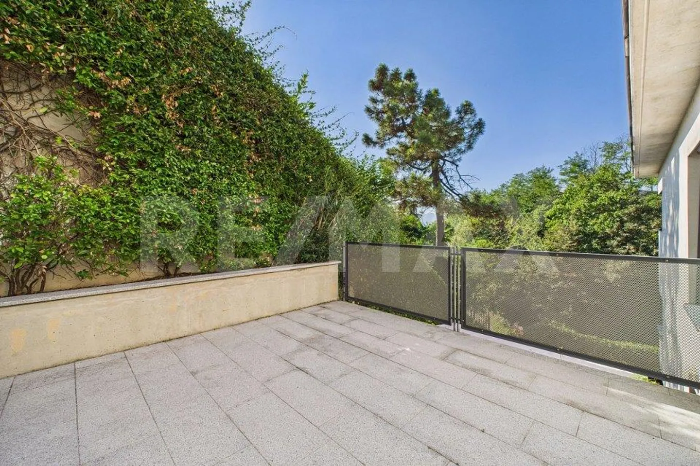 Apartment for sale - Photo 8 of 13