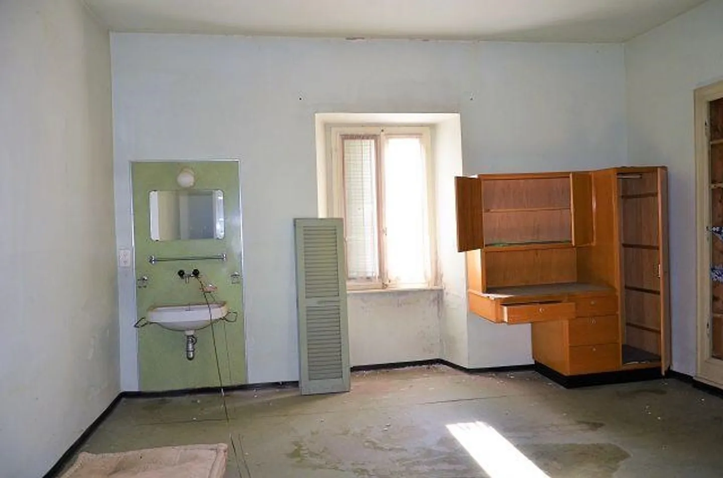 «Grande proprietà da ristrutturare con progetto approvato / grosse Liegenschaft mit Umbauprojekt» - Foto 9 di 56