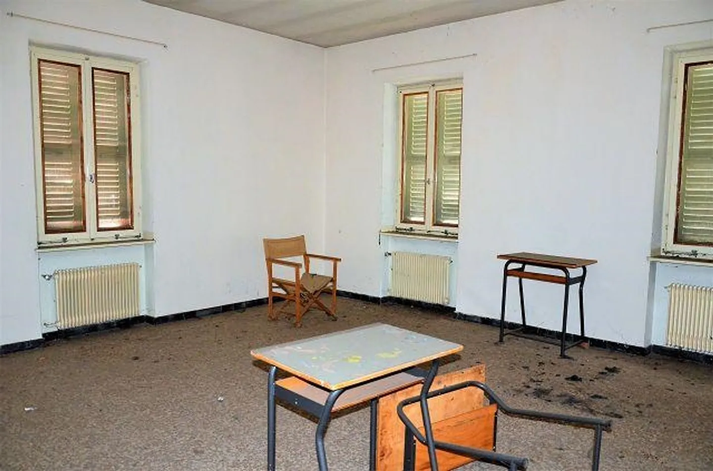 «Grande proprietà da ristrutturare con progetto approvato / grosse Liegenschaft mit Umbauprojekt» - Foto 10 di 56