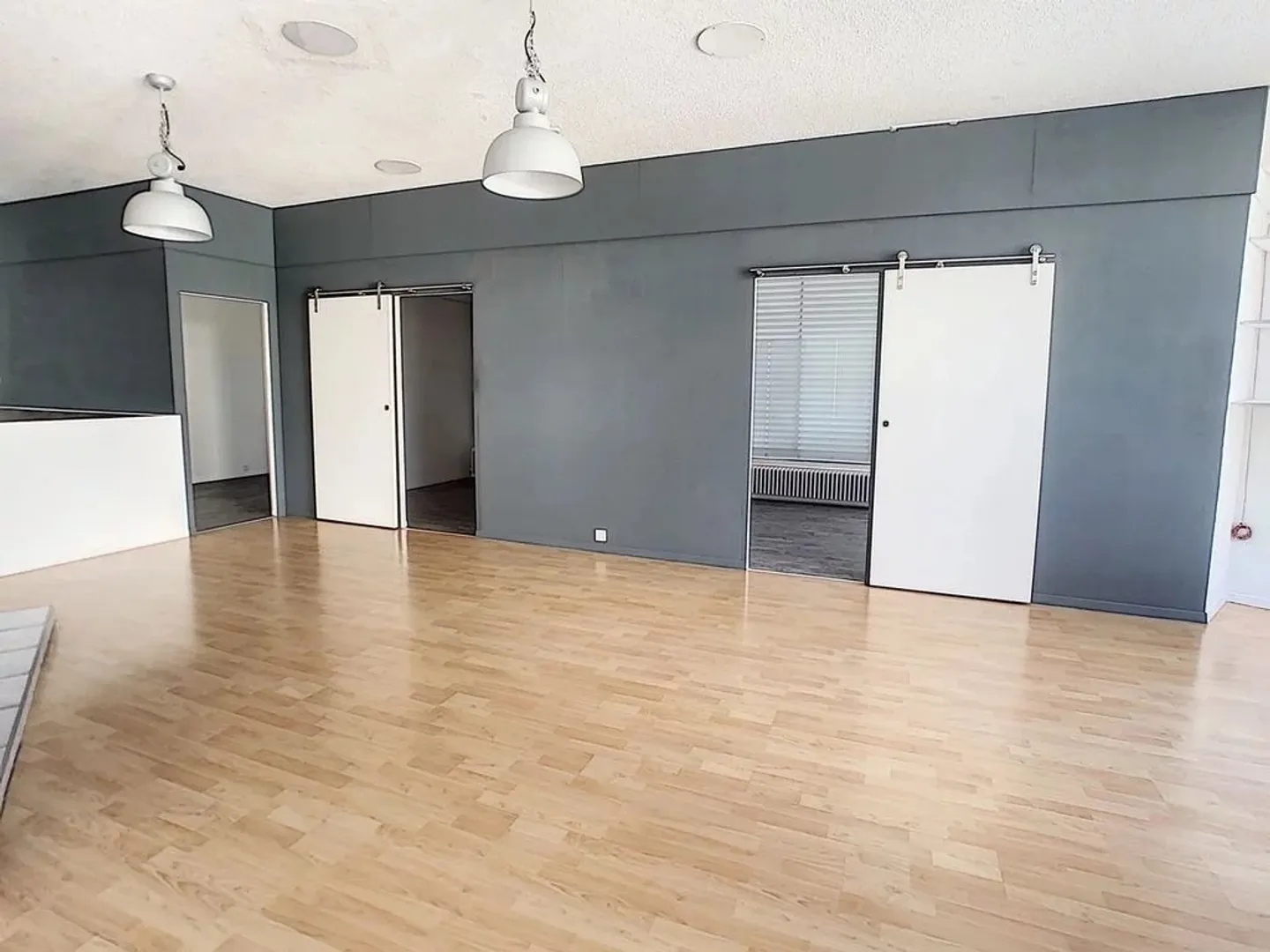 Arcade - Photo 2 of 10