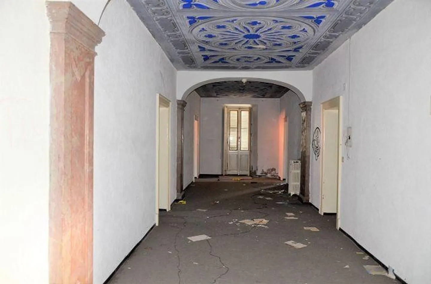 «Grande proprietà da ristrutturare con progetto approvato / grosse Liegenschaft mit Umbauprojekt» - Foto 14 di 56