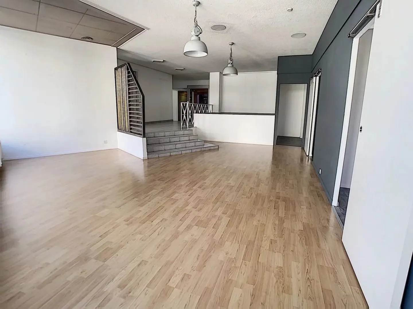 Arcade - Photo 1 of 10