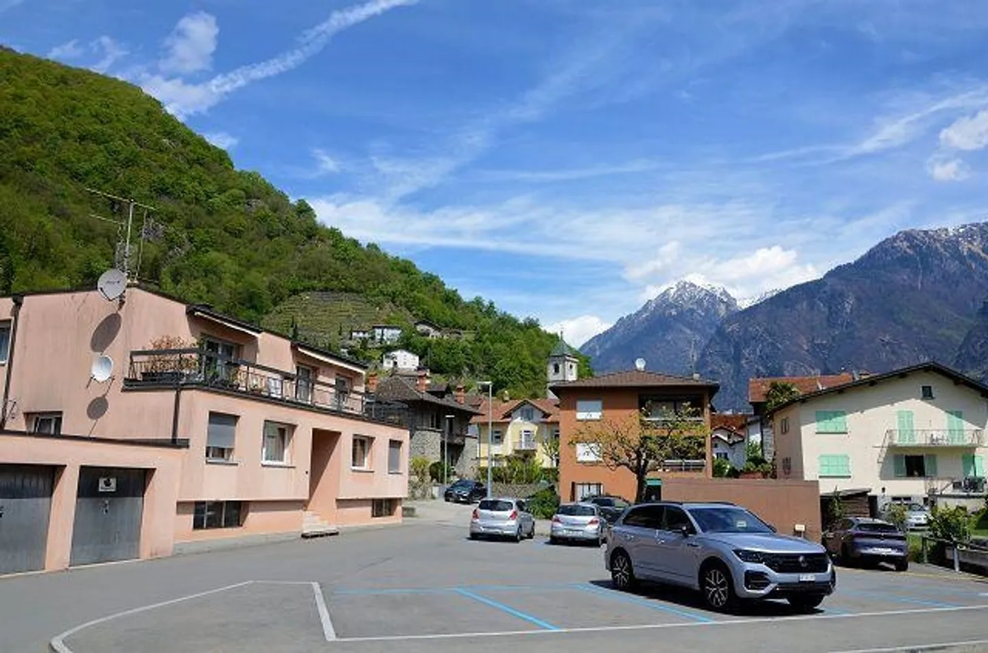 «Grande proprietà da ristrutturare con progetto approvato / grosse Liegenschaft mit Umbauprojekt» - Foto 54 di 56