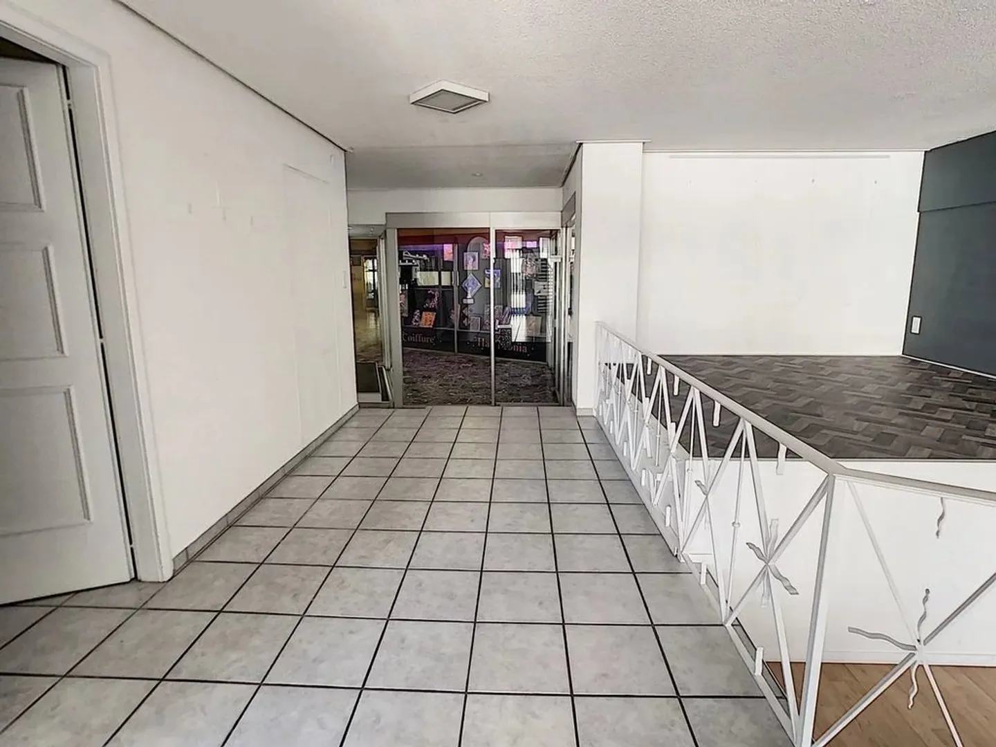 Arcade - Photo 5 of 10