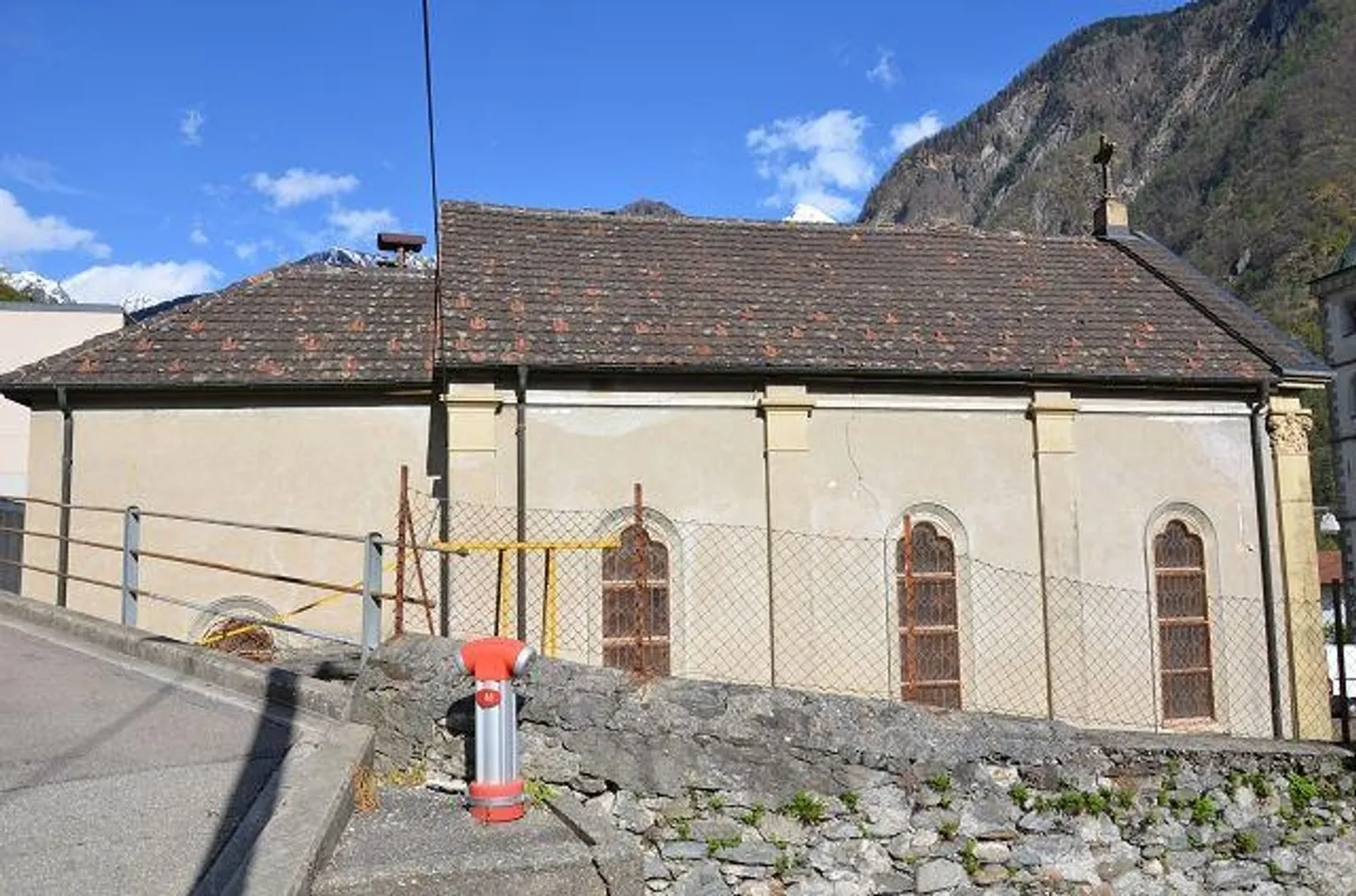 «Grande proprietà da ristrutturare con progetto approvato / grosse Liegenschaft mit Umbauprojekt» - Foto 48 di 56