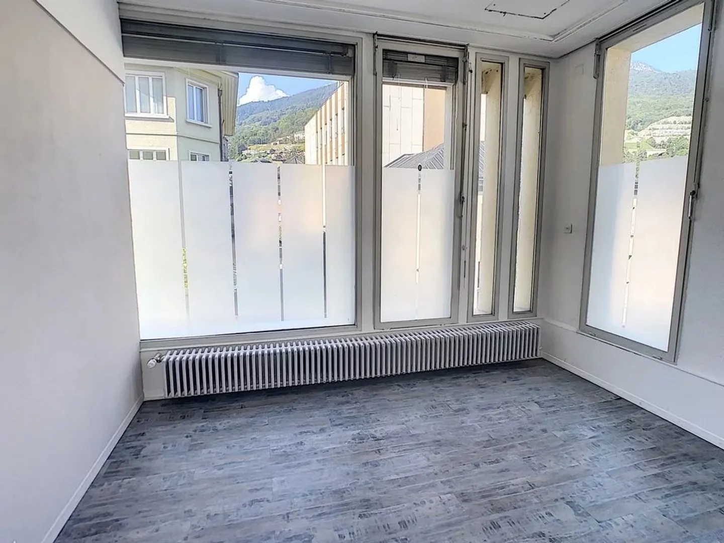 Arcade - Photo 8 of 10