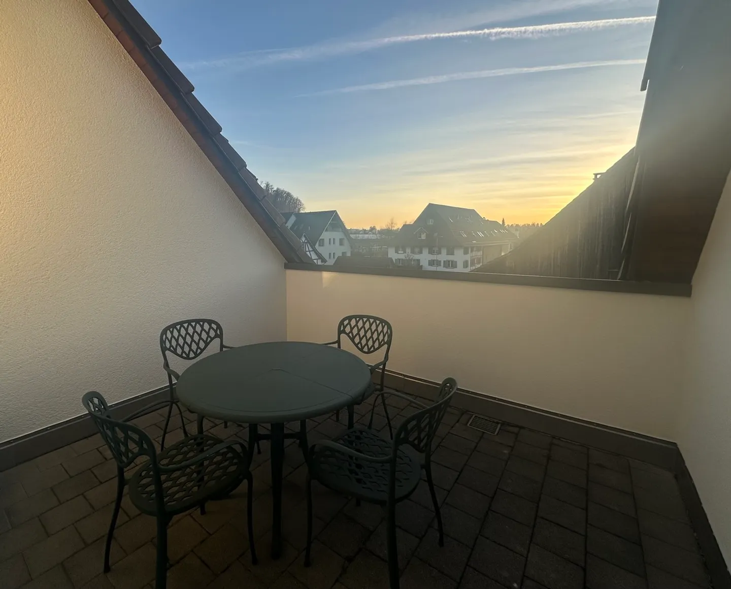 quiet - unique - cozy - Photo 3 of 15