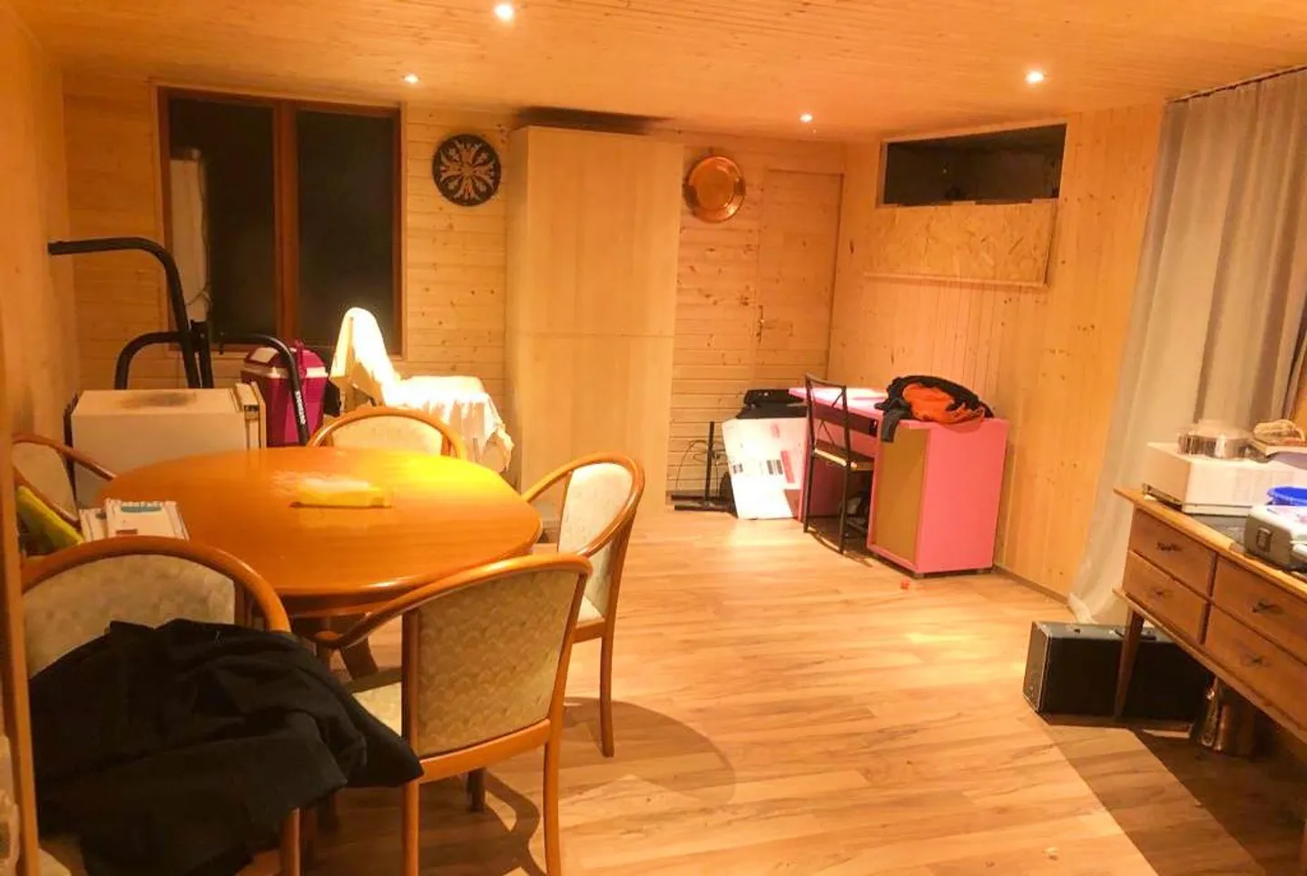 Spaziosa casa bifamiliare in zona comoda e strategica - Foto 14 di 16