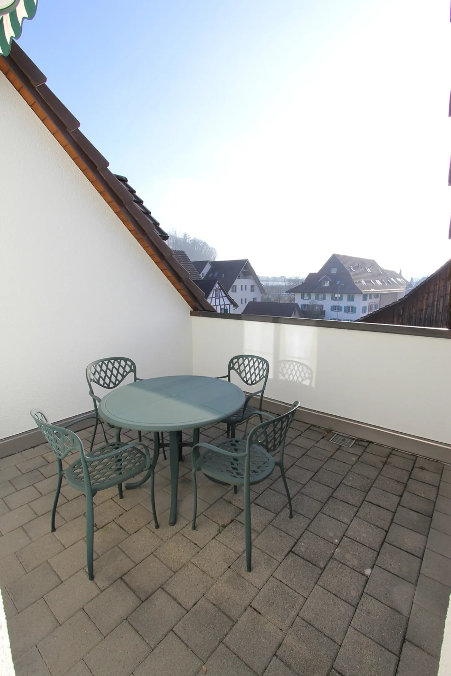 quiet - unique - cozy - Photo 12 of 15