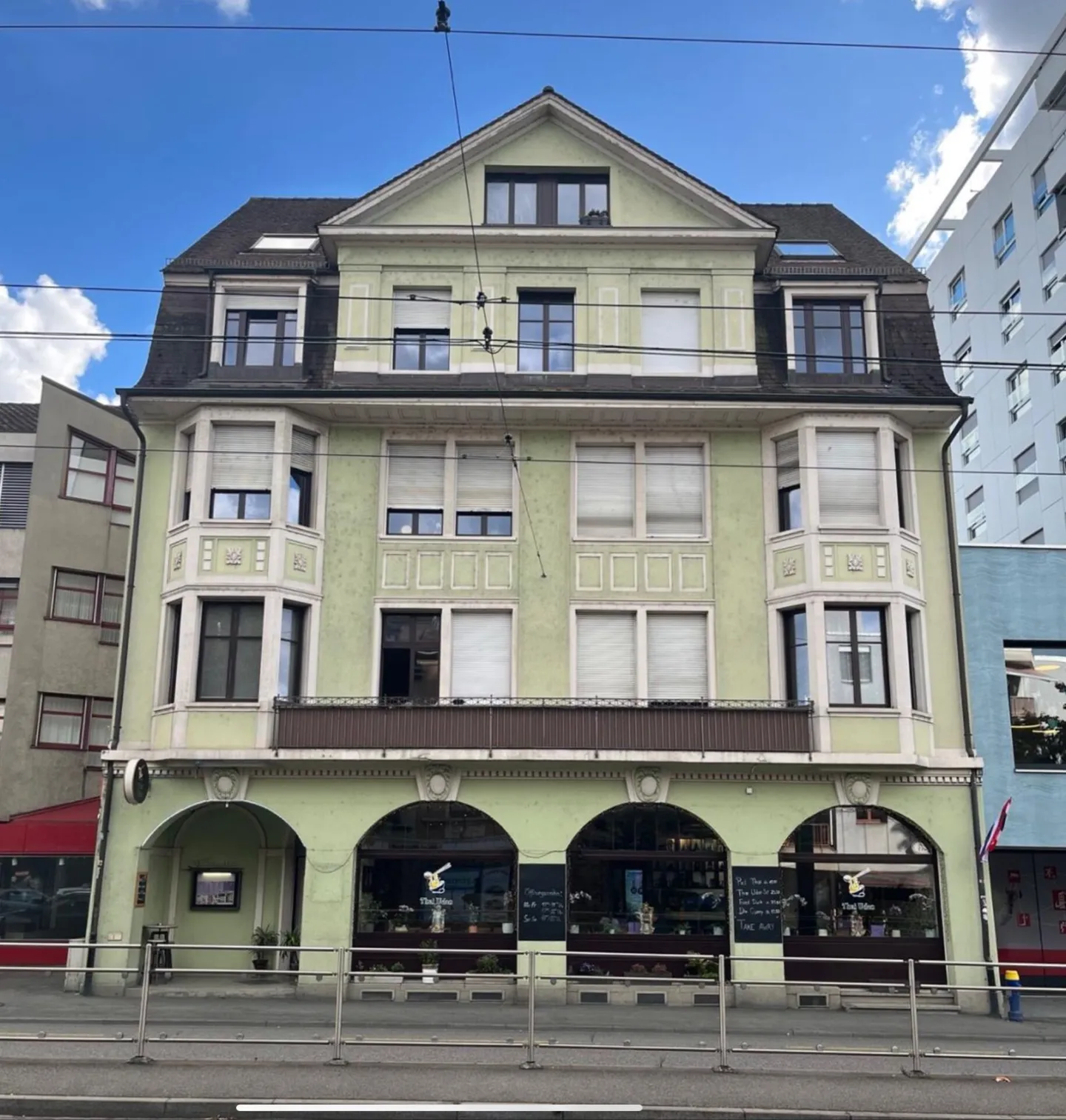 A Place Full of Opportunities - Restaurant & Commercial Unit with Soul in Birsfelden - Photo 5 of 7