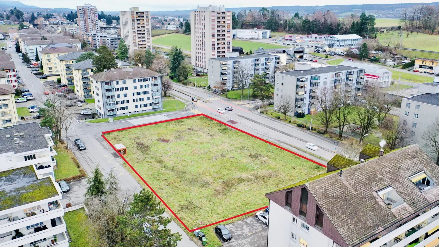 OÙ LES VISIONS PRENNENT FORME - TERRAIN DANS UN EMPLACEMENT DE CHOIX - Photo 2 sur 7