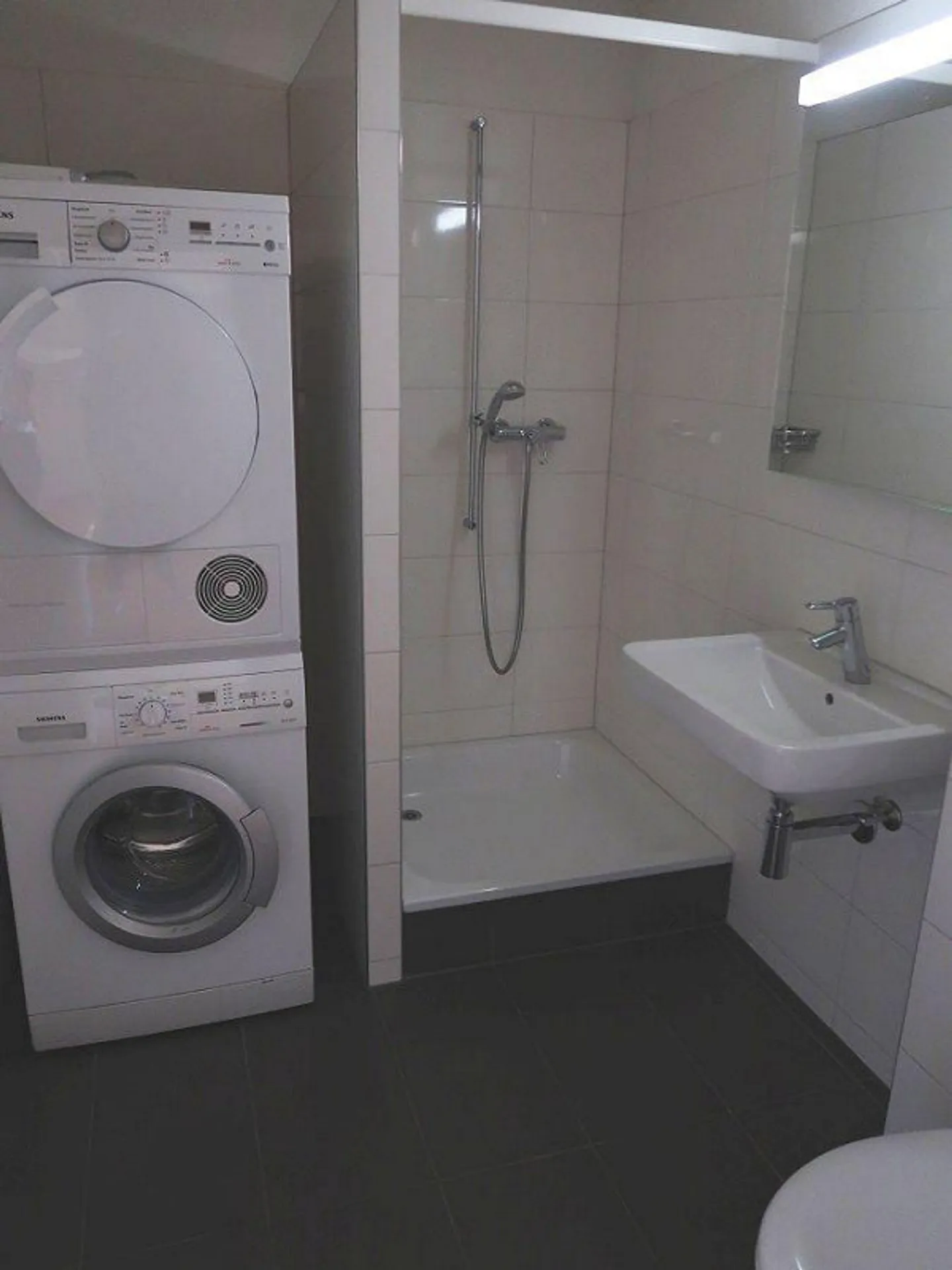 Charmante Dachwohnung in Zentraler Lage - Foto 11 von 11