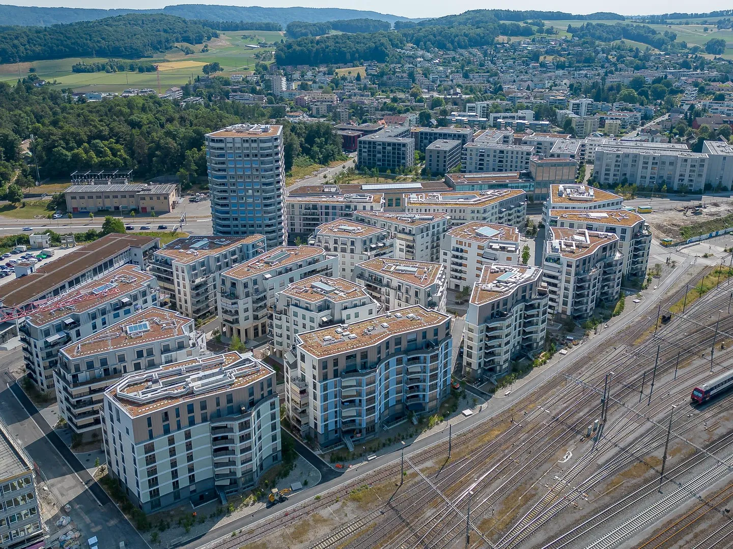 Uffici centralmente situati nell'area popolare di Glasi a Bülach - Foto 1 di 10