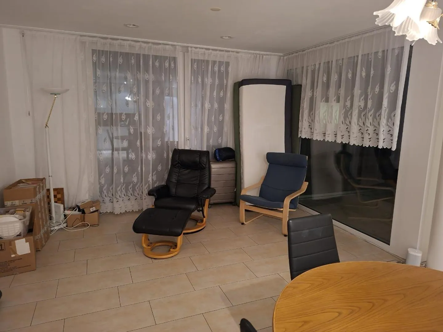 2.5 Room Apartment - Photo 3 of 3