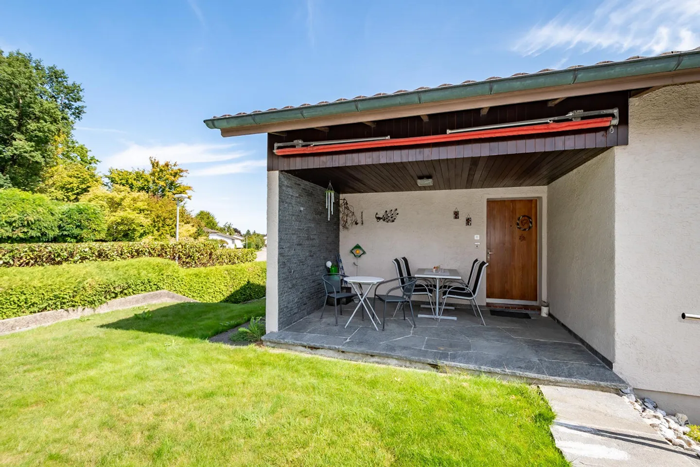 Casa unifamiliare ben tenuta con terreno attraente - Foto 10 di 13