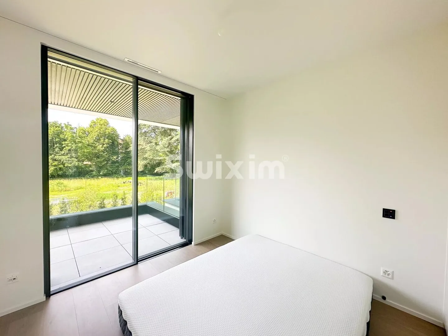 Contemporary architect's house in Chêne-Bougeries - Photo 9 of 13