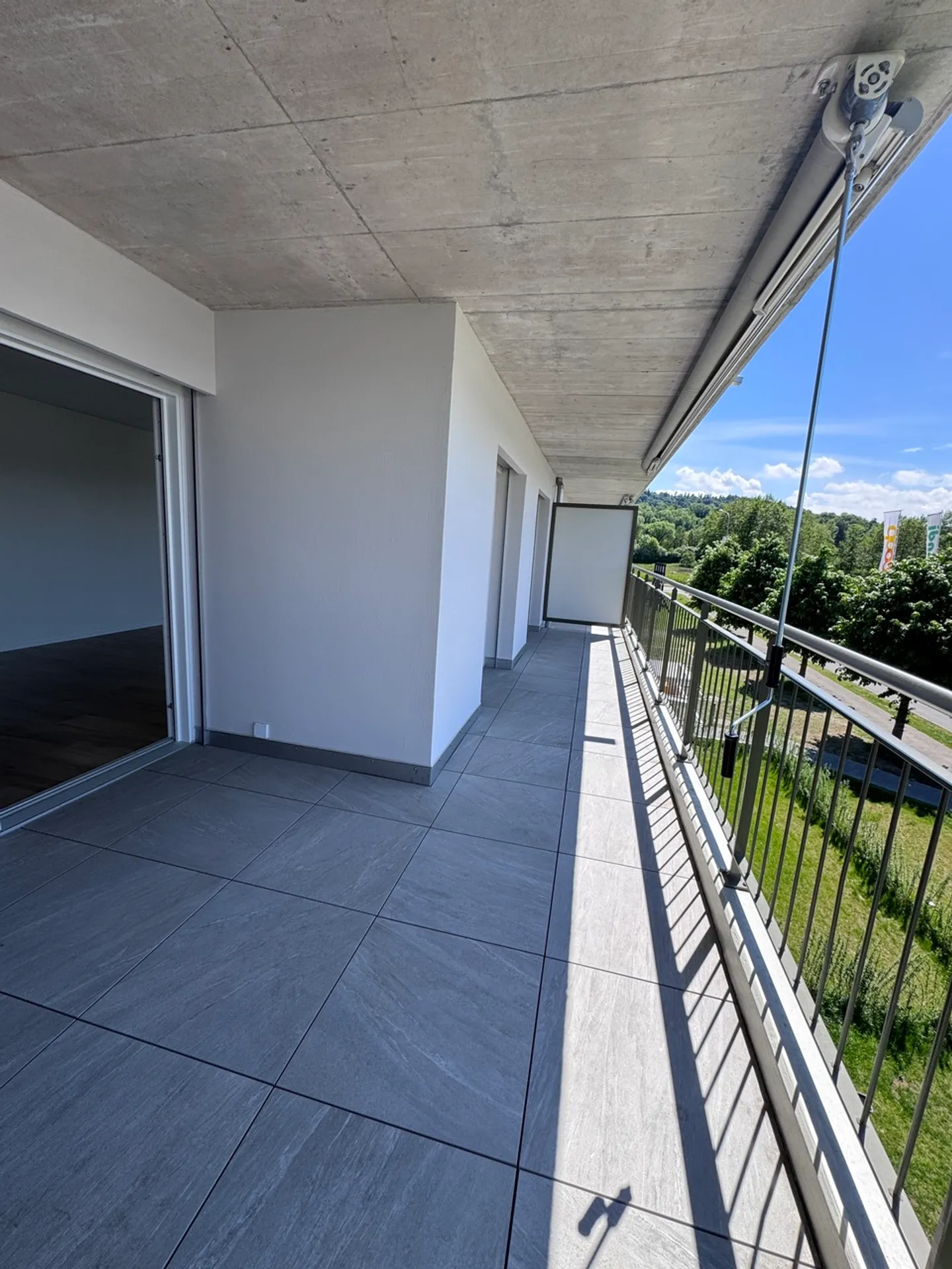 Avenches, for rent, new 3.5-room apartment with 82 m2 and balcony - Photo 1 of 12