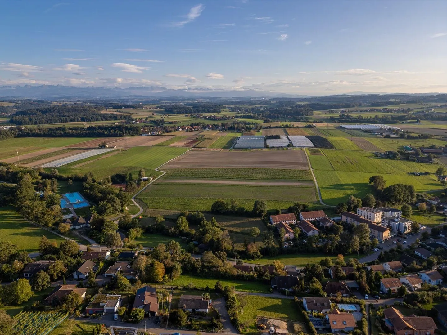 Terrain de construction de rêve dans un emplacement ensoleillé en pente avec vue sur les Alpes copie - Photo 13 sur 13