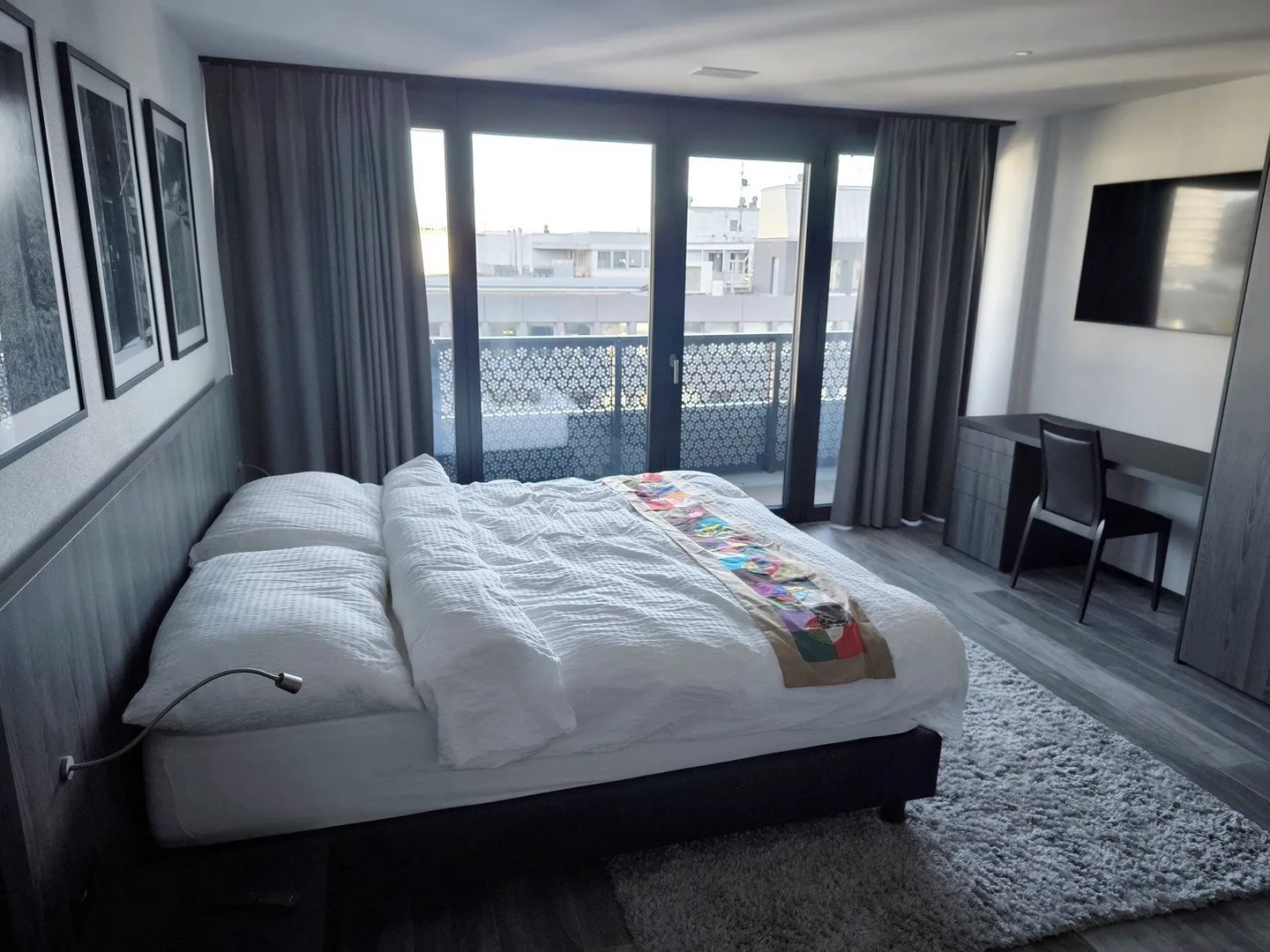 Appartamento esclusivo arredato di 2,5 locali nella Three Point Tower - Foto 11 di 13