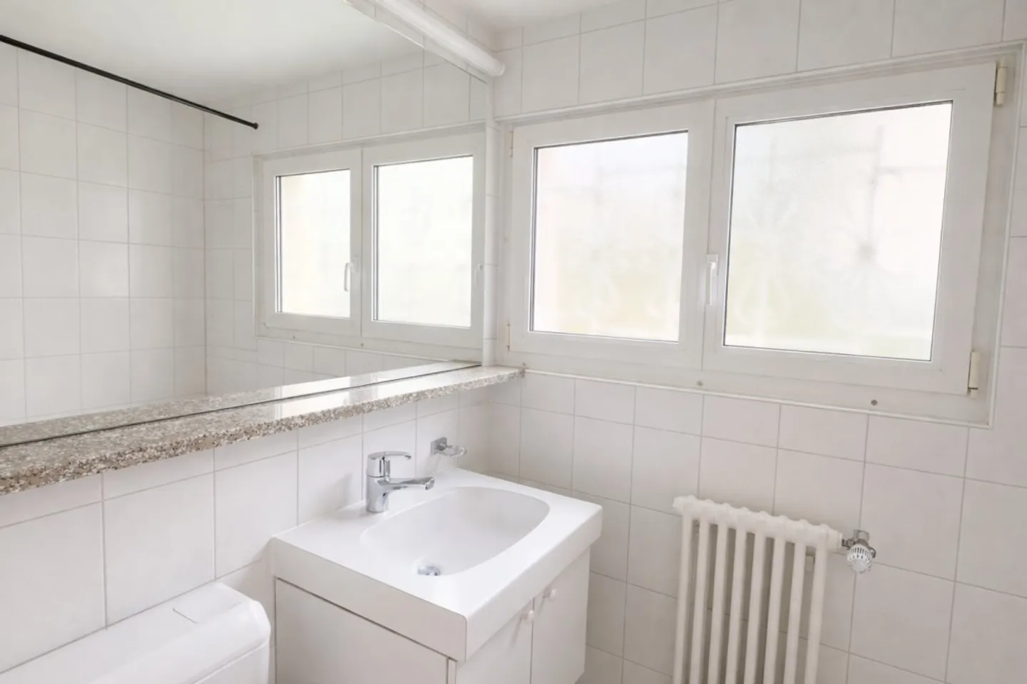 Renovated Apartment in Zürich - Photo 5 of 8