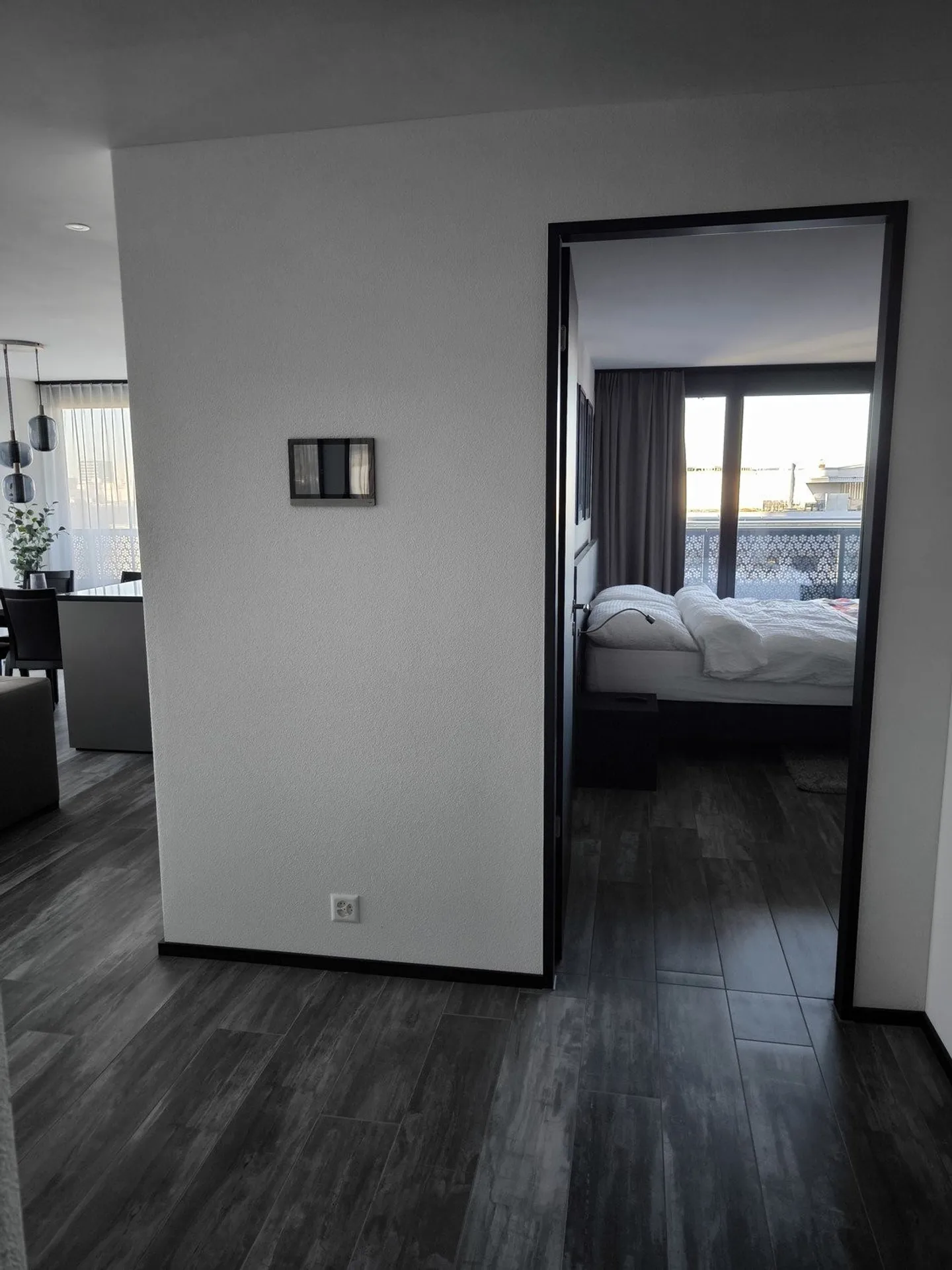 Appartamento esclusivo arredato di 2,5 locali nella Three Point Tower - Foto 9 di 13