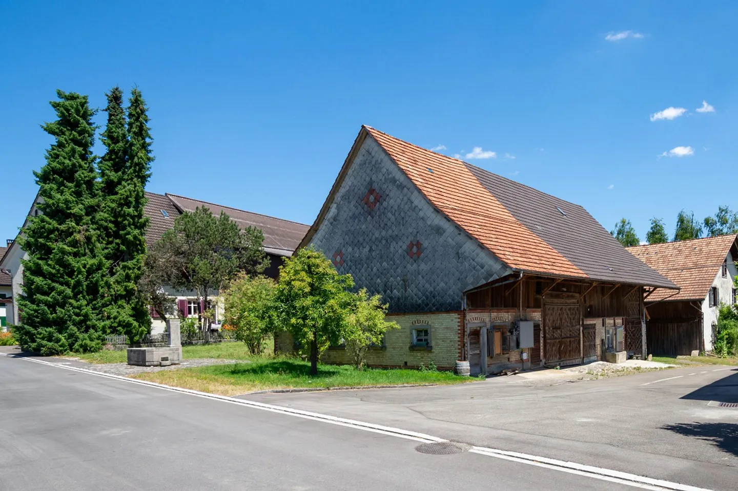 Terreno edificabile con sostanza esistente - Foto 1 di 9