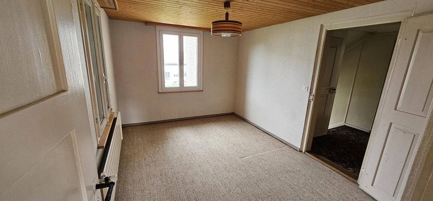 Casa unifamiliare di 5,5 stanze in posizione soleggiata - Foto 12 di 14