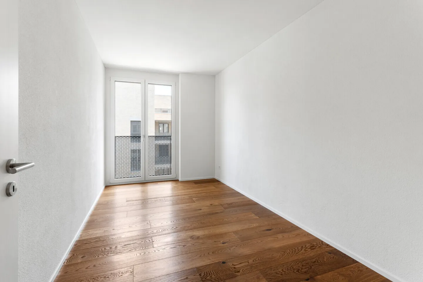 Stylish Apartment in Sustainable Area - Photo 15 of 19