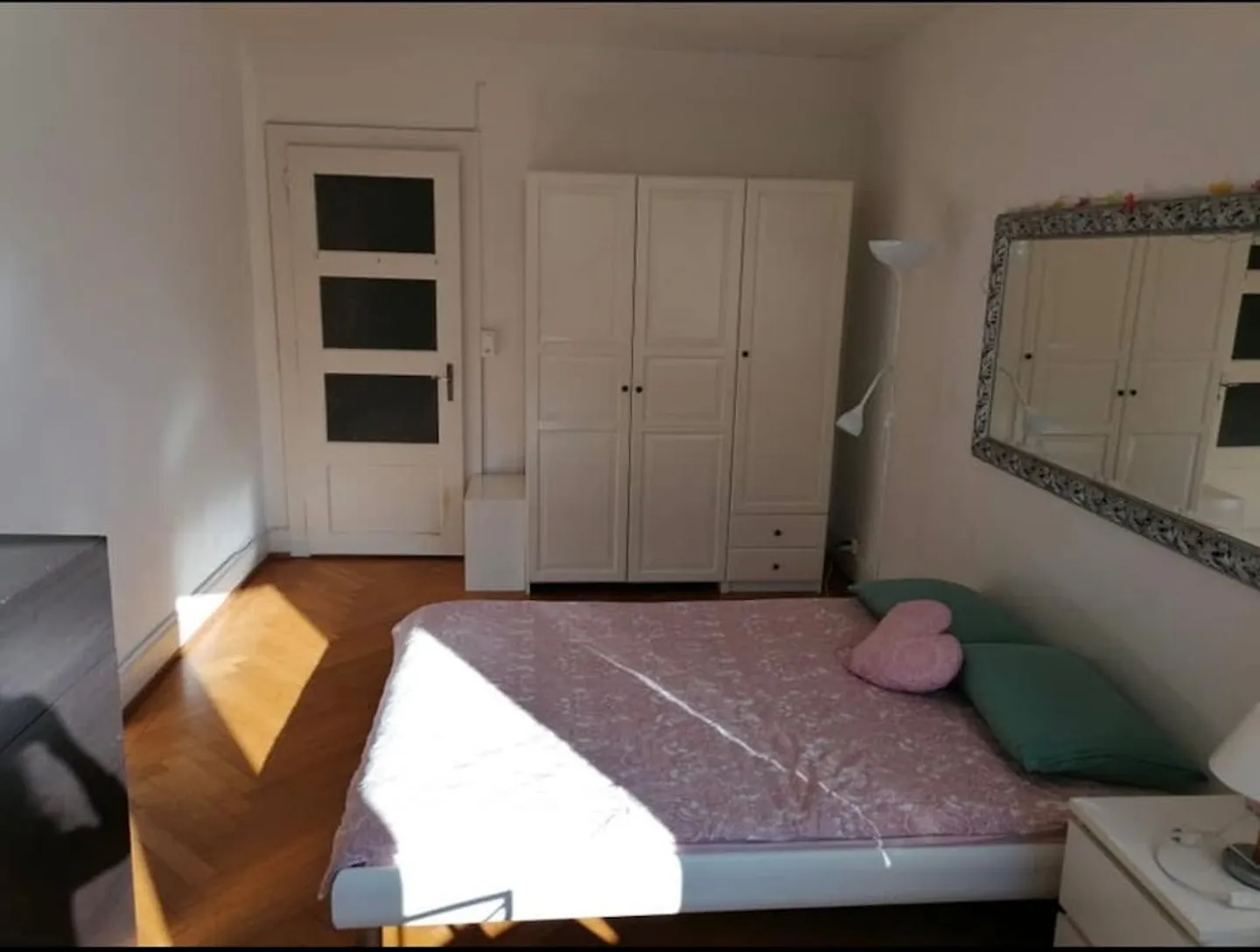 Chambre à louer/Vieille Ville Vevey à 1 min du Lac - Photo 2 sur 10