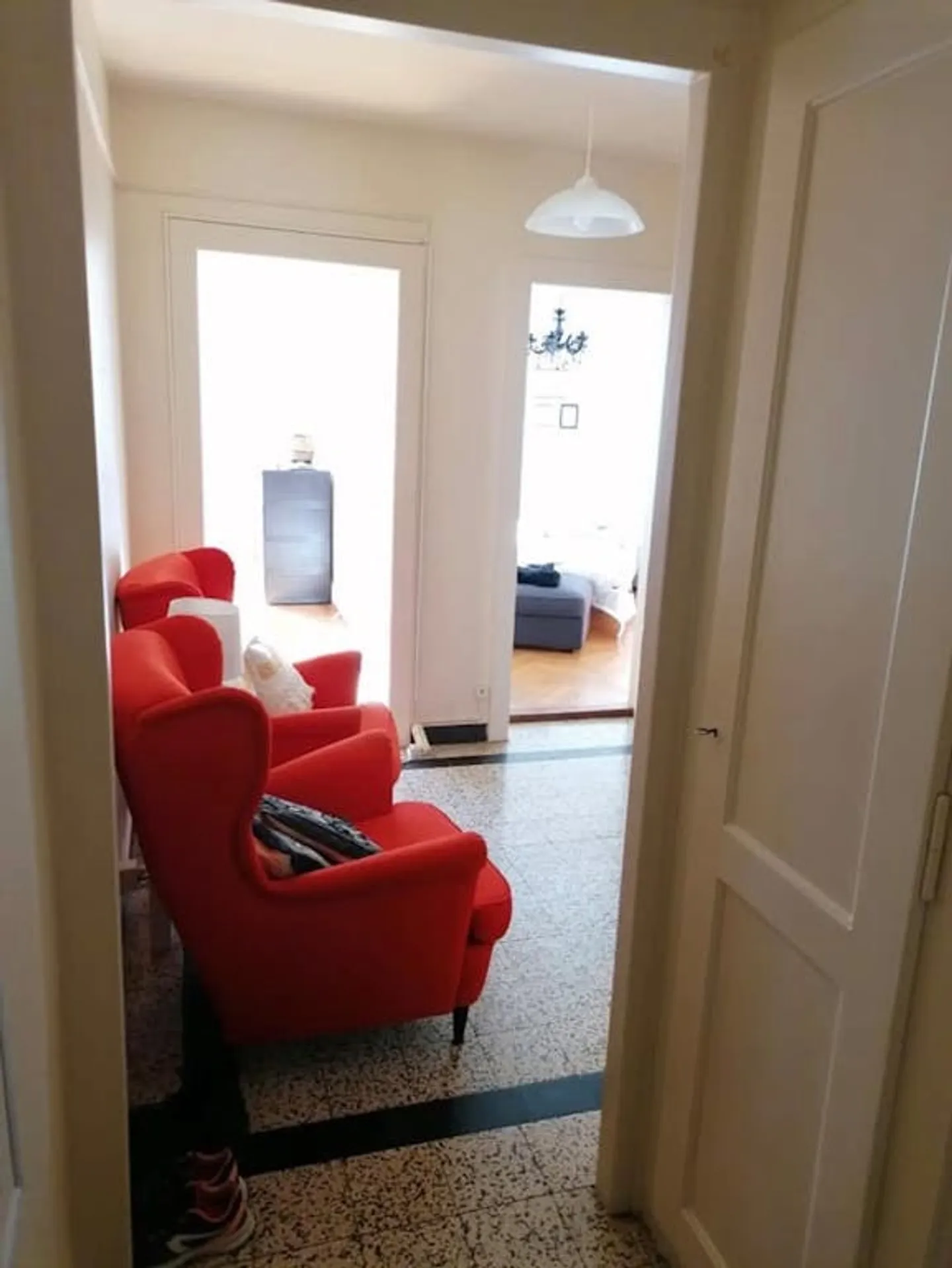 Chambre à louer/Vieille Ville Vevey à 1 min du Lac - Photo 8 sur 10