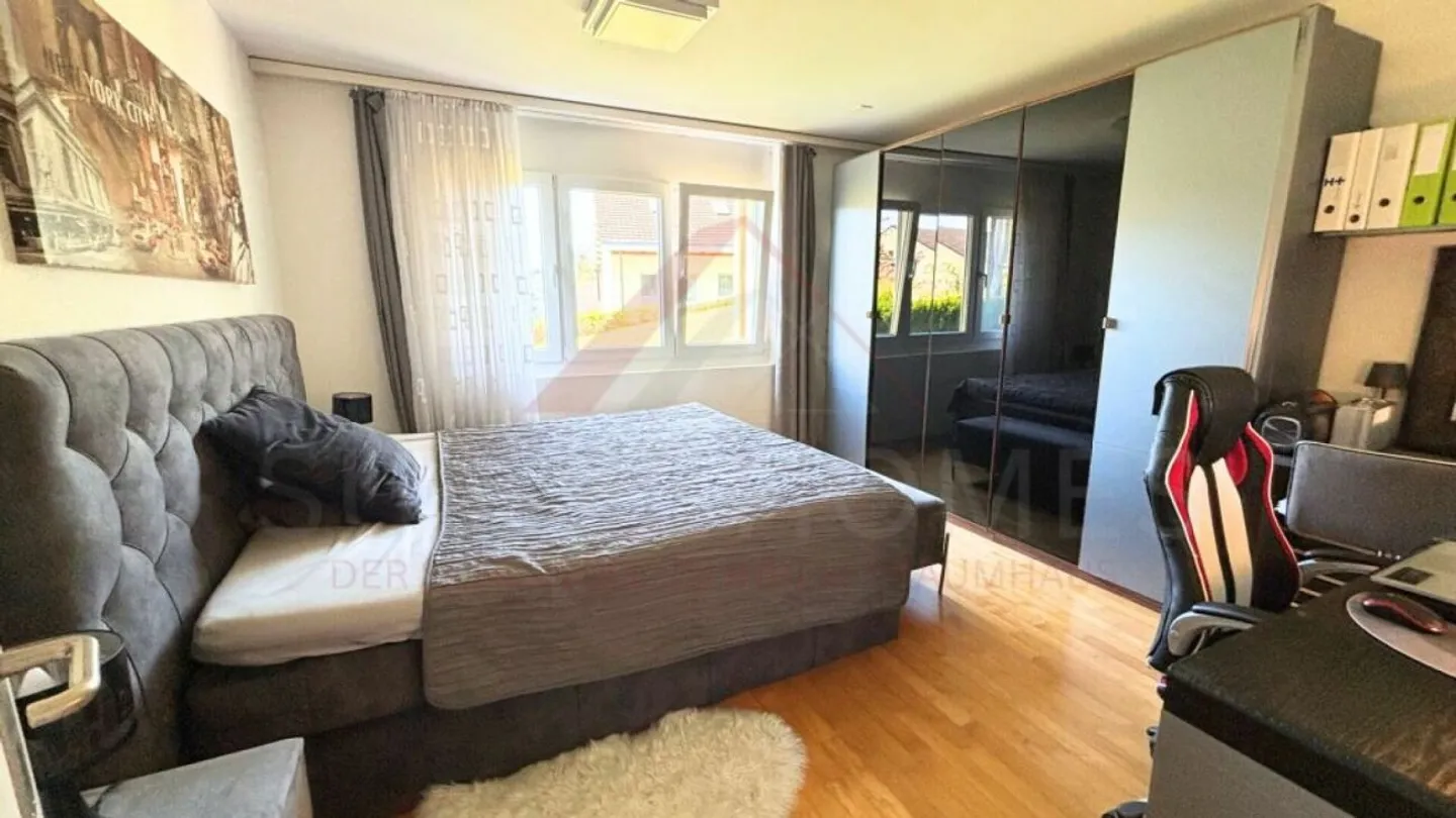 Grosszügiges 5.5-Zimmer-Haus mit Seeblick - Foto 7 von 18