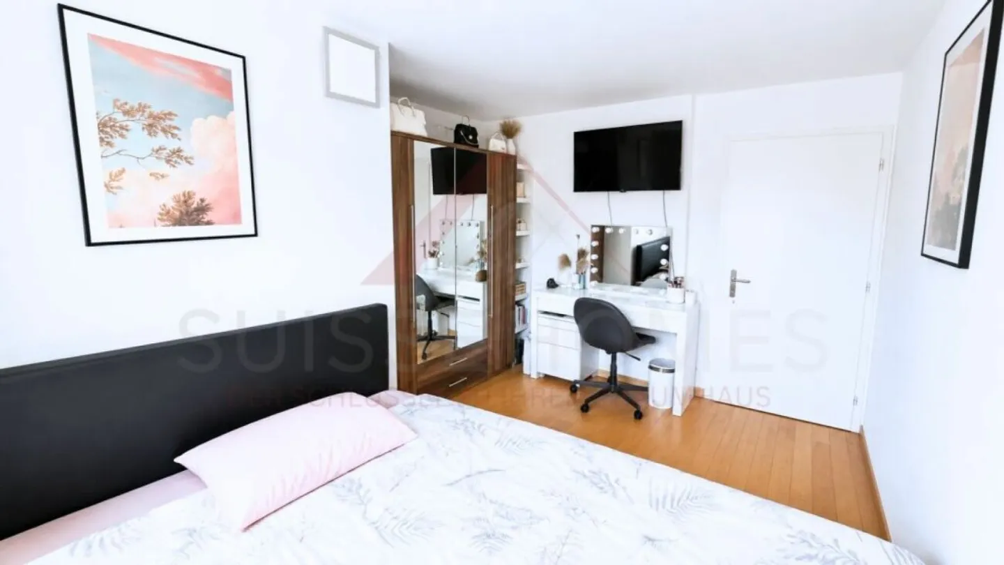 Grosszügiges 5.5-Zimmer-Haus mit Seeblick - Foto 12 von 18