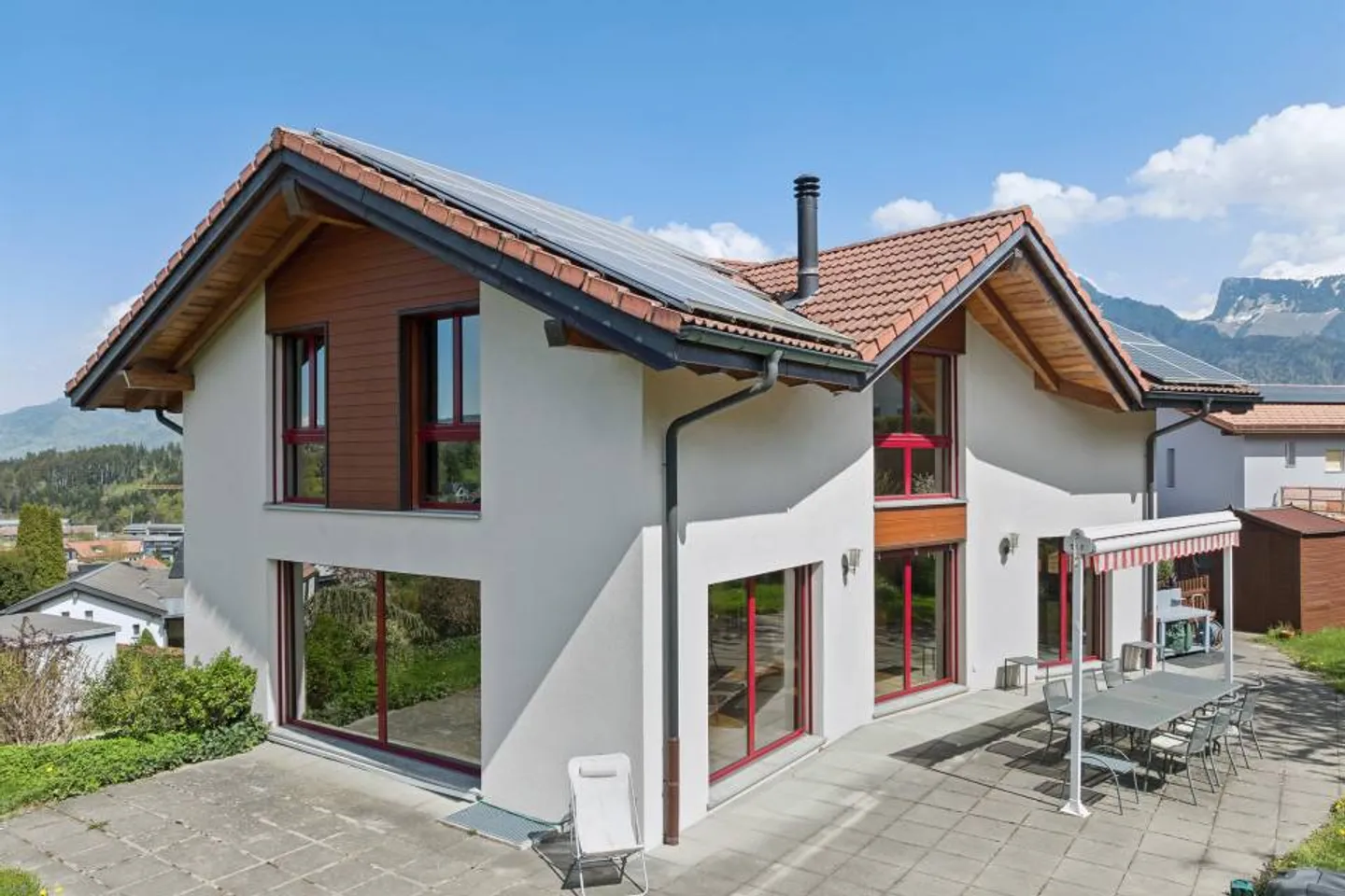 Beautiful family house with studio in the heights of the village - Photo 12 of 12