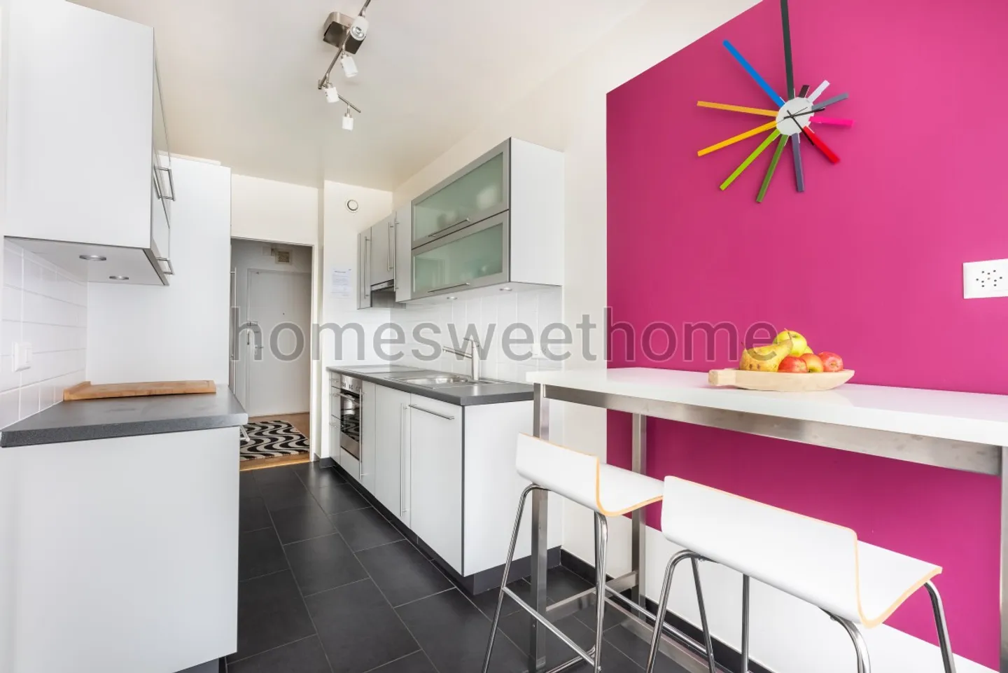 Furnished apartment for rent - Photo 4 of 8