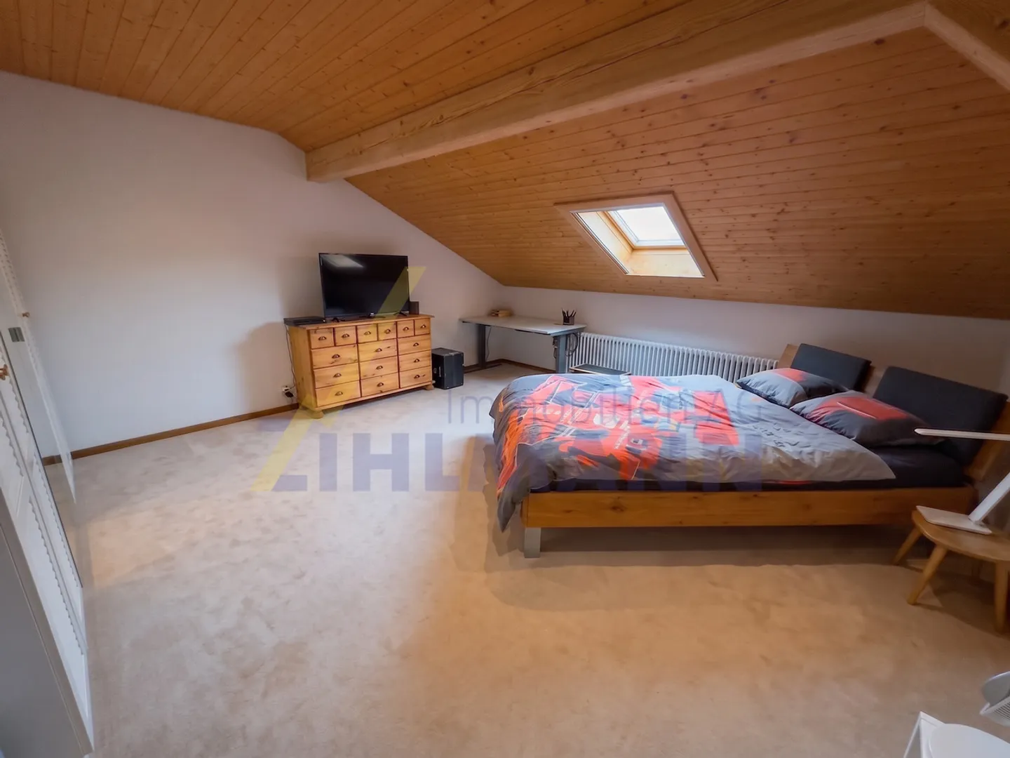 Charming 6.5-room single-family house with separate apartment - Photo 11 of 17