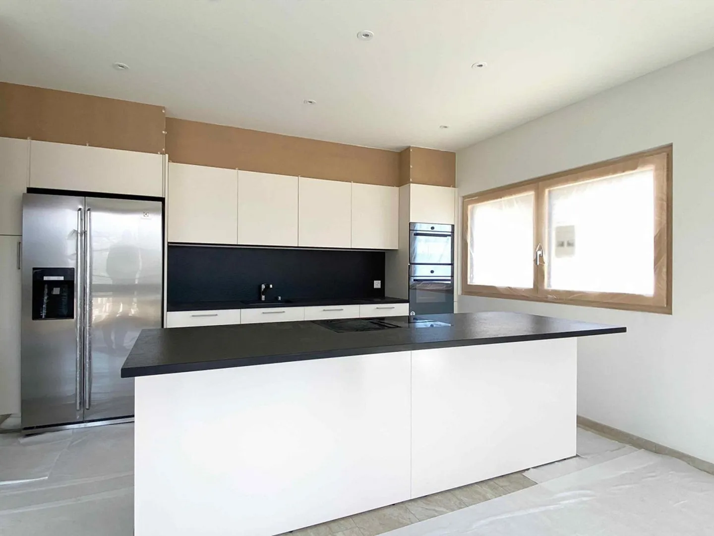 True deal! 3.5 new construction rooms with a view! - Photo 3 of 10