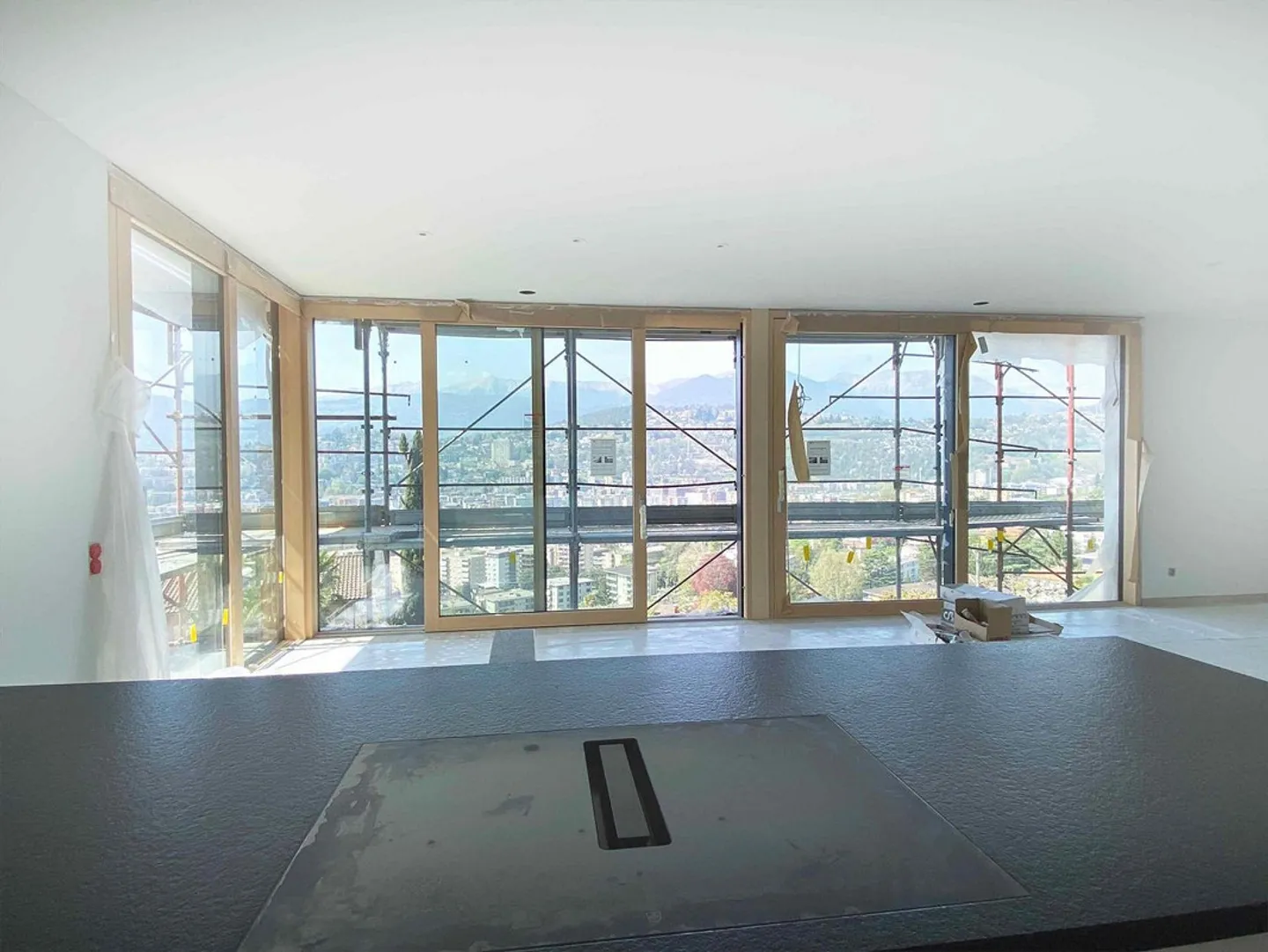True deal! 3.5 new construction rooms with a view! - Photo 7 of 10