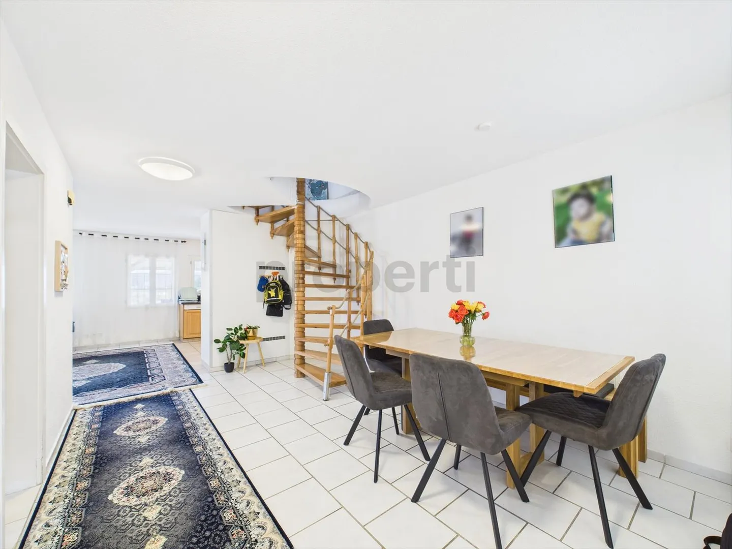 Charming Maisonette Apartment in Zurzach with 5.5 Rooms - Photo 2 of 12