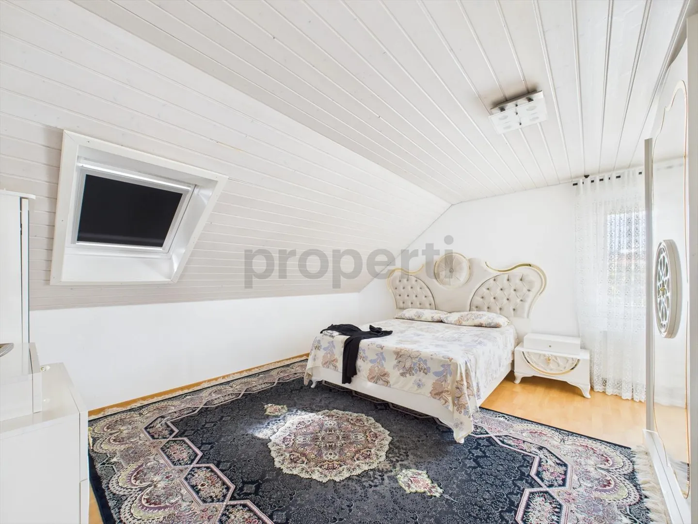 Charming Maisonette Apartment in Zurzach with 5.5 Rooms - Photo 6 of 12