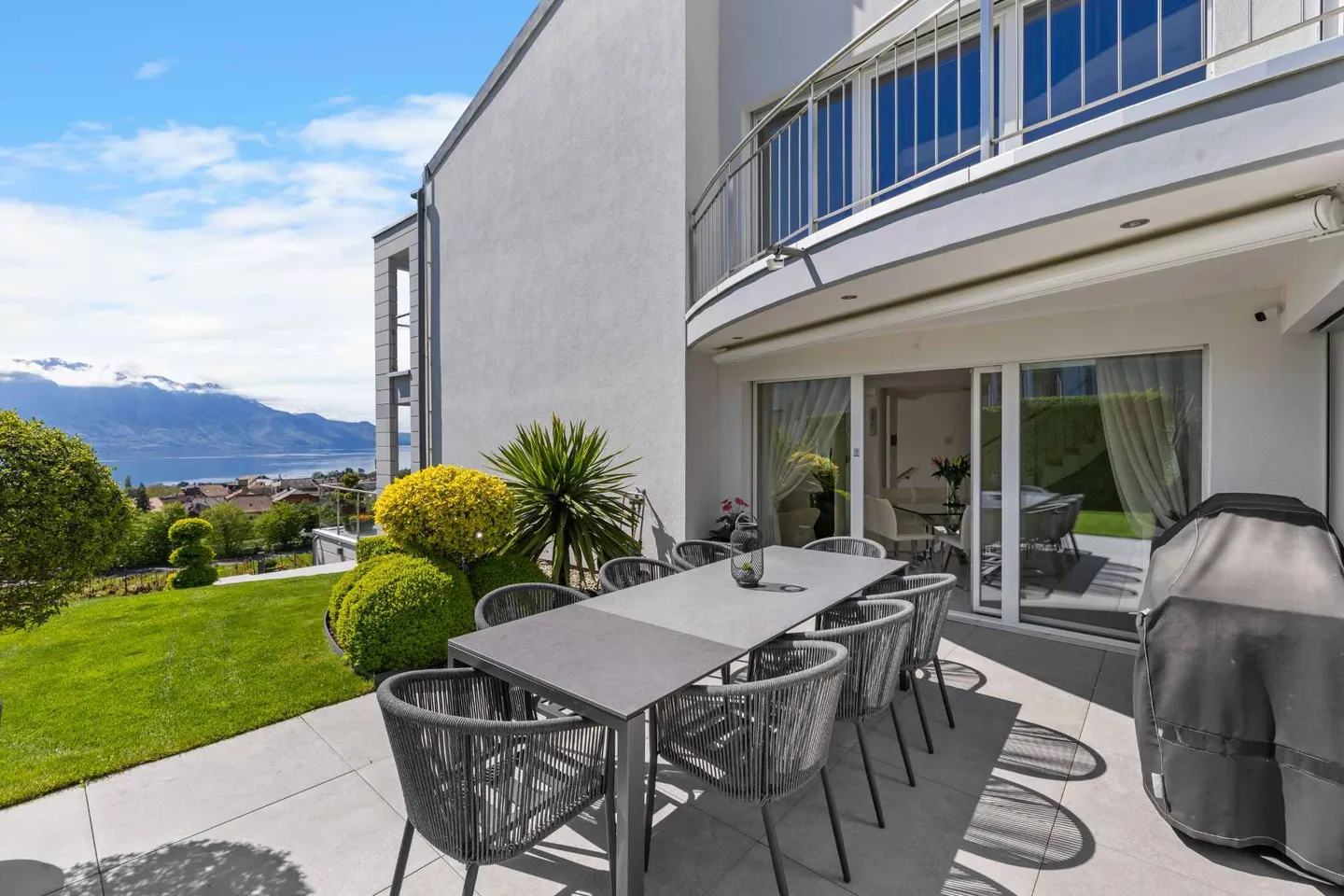 Élégante propriété contemporaine avec vue panoramique sur le Léman - Foto 7 von 13