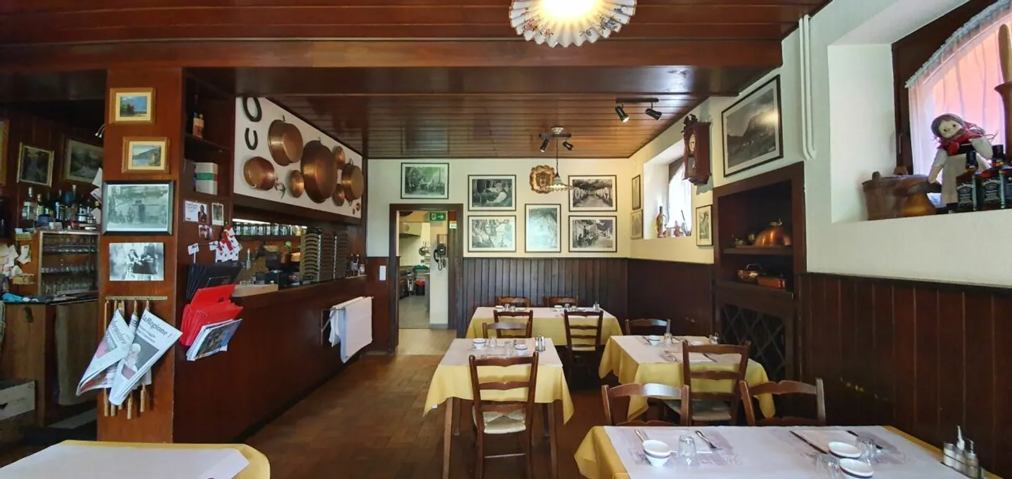 Grotto Bundi bei den Kellern von Mendrisio - Foto 12 von 31